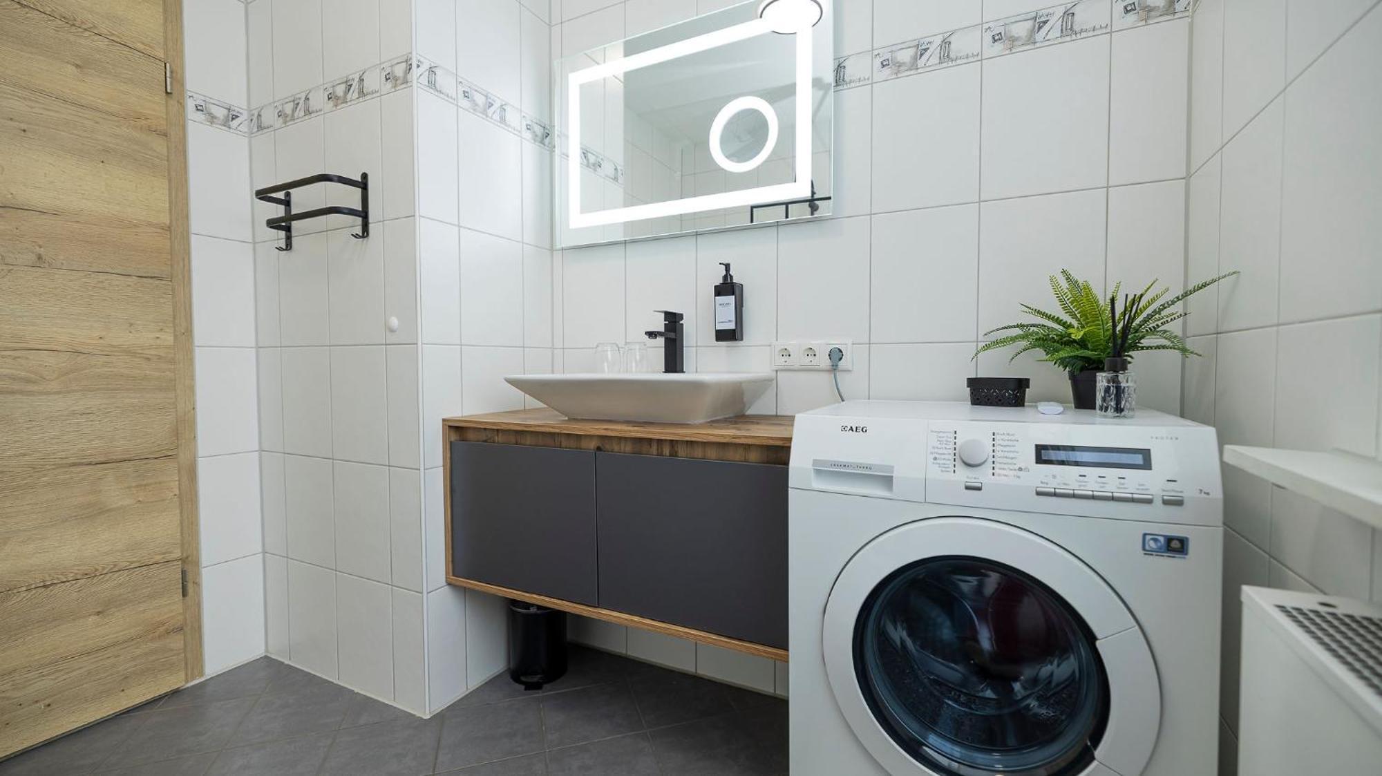 Luxx Home Mm, Airport- Fuer 7 Personen-Parken-Kueche Trunkelsberg Ngoại thất bức ảnh
